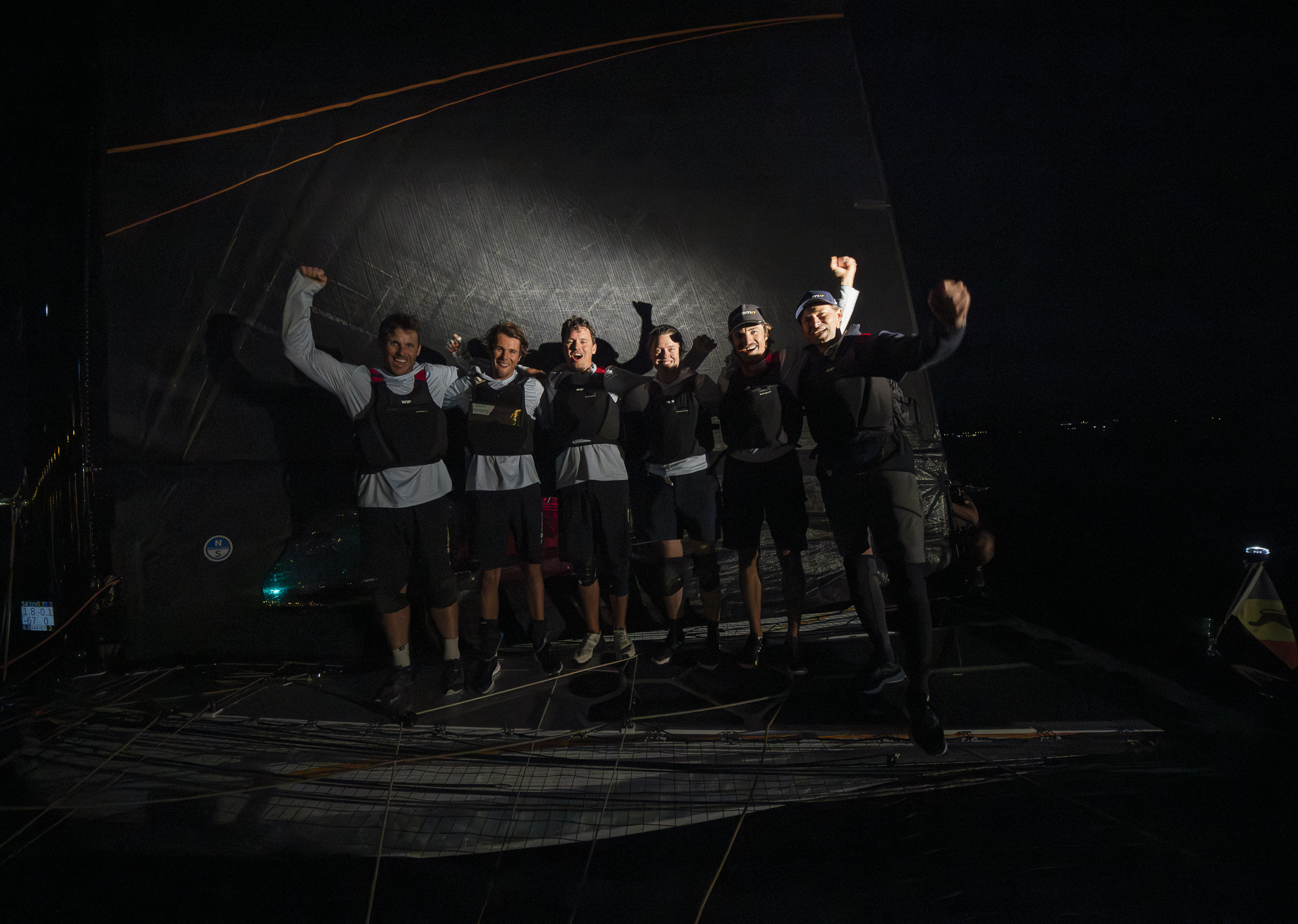 Ultra-light wind Genève-Rolle-Genève: Ylliam 17 takes TF35 win after 10-hour drift