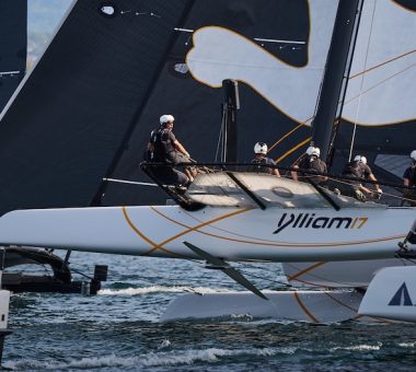 Vent léger et régates disputées pour le lancement du Grand Prix de Genève